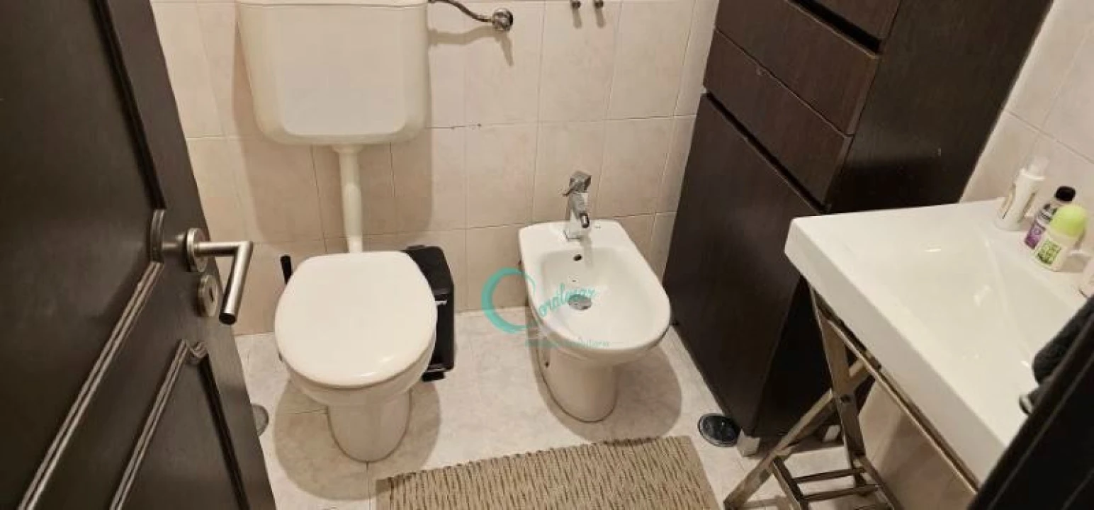Apartamento T1 para Venda em Rio de Mouro Foto 13