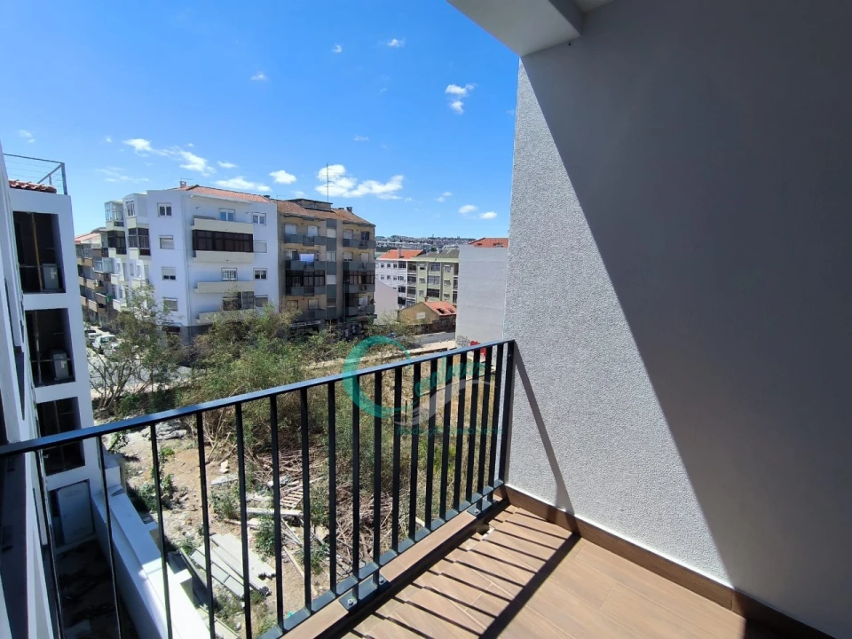 Apartamento T3 para Venda em Almada, Cova da Piedade, Pragal e Cacilhas Foto 9
