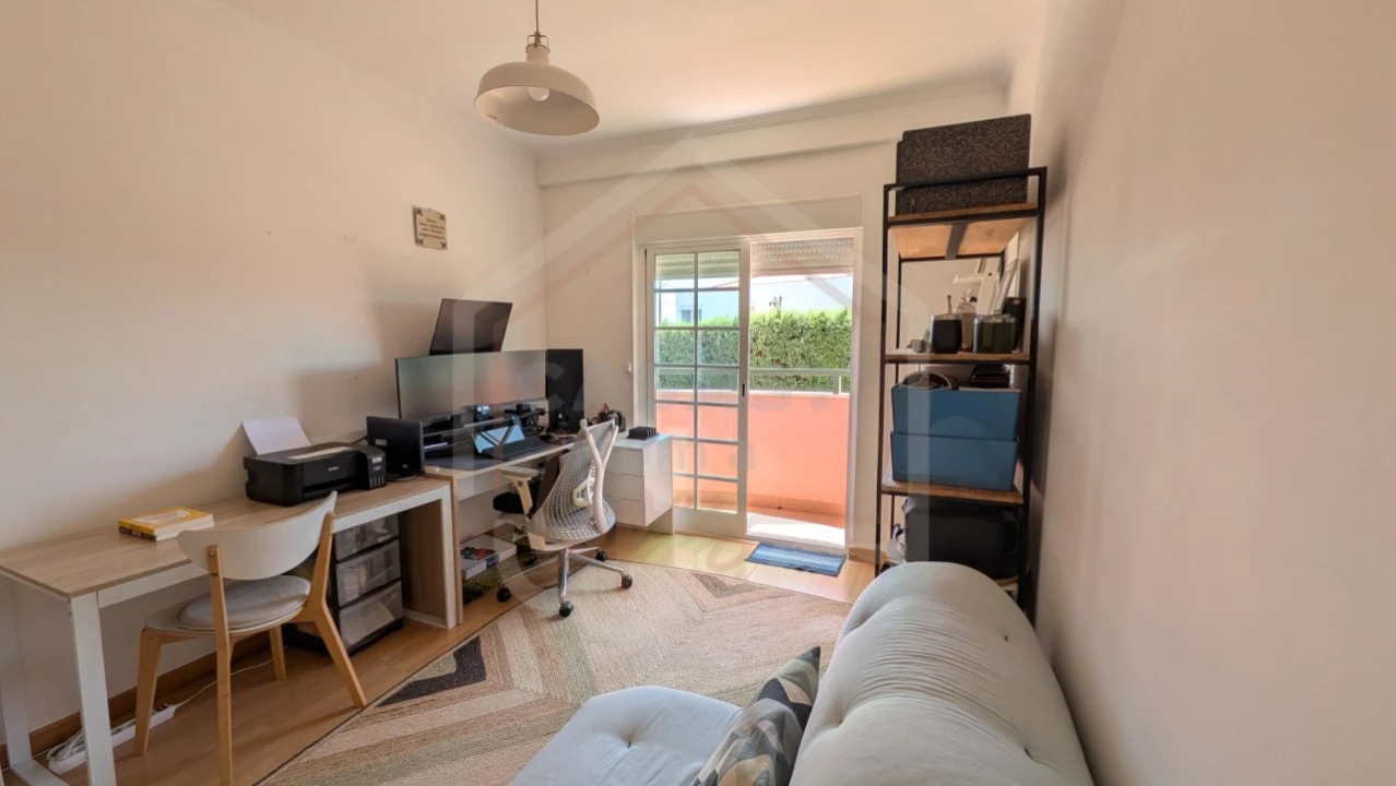 Apartamento T3 para Venda em Carregado e Cadafais Foto 19