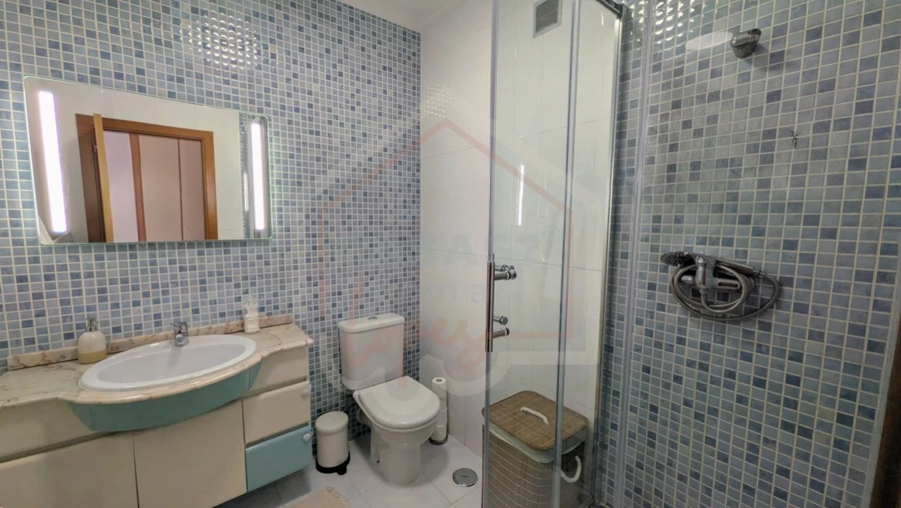 Apartamento T3 para Venda em Carregado e Cadafais Foto 29