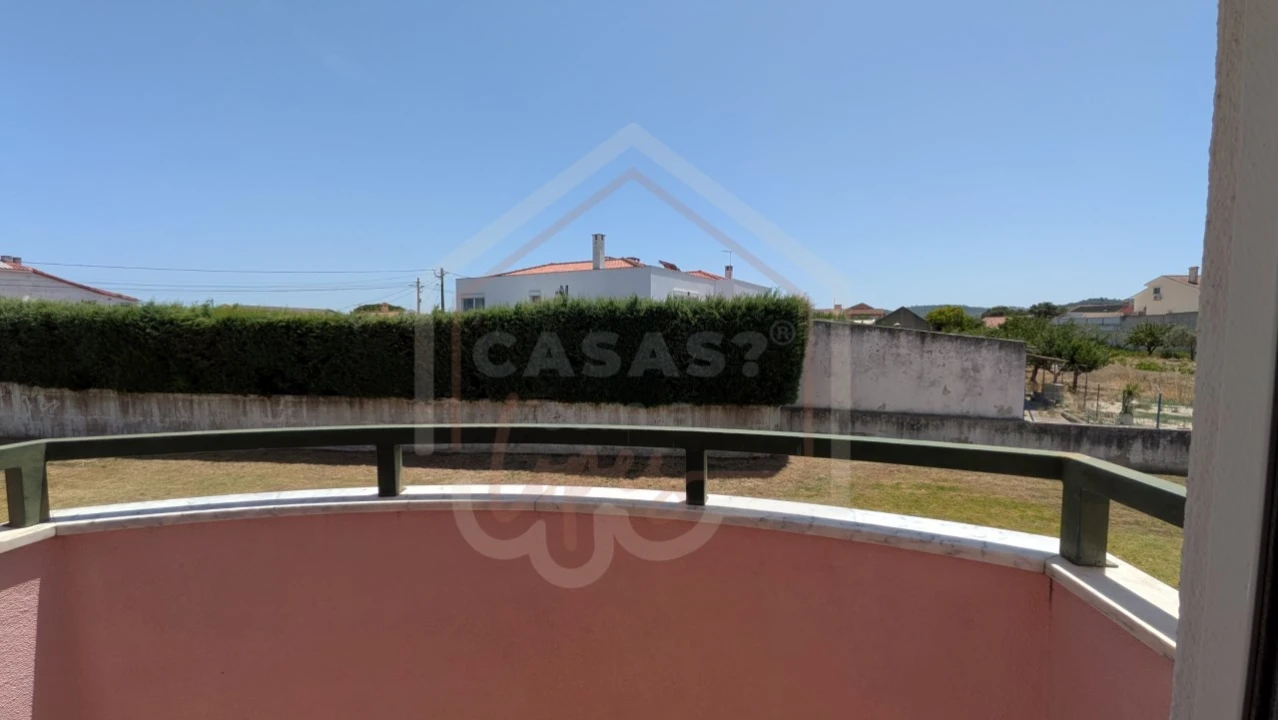 Apartamento T3 para Venda em Carregado e Cadafais Foto 32