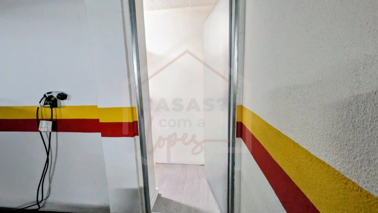 Apartamento T3 para Venda em Carregado e Cadafais Foto 37