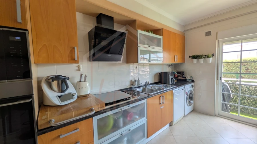 Apartamento T3 para Venda em Carregado e Cadafais Foto 2
