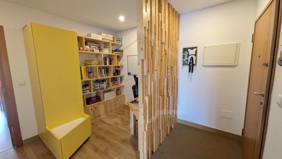 Apartamento T3 para Venda em Carregado e Cadafais Foto 11