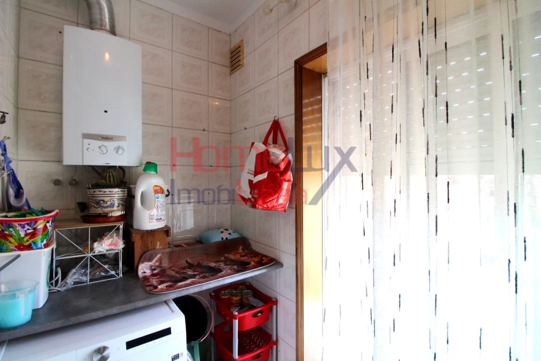 Apartamento T3 para Venda em Fânzeres e São Pedro da Cova Foto 9