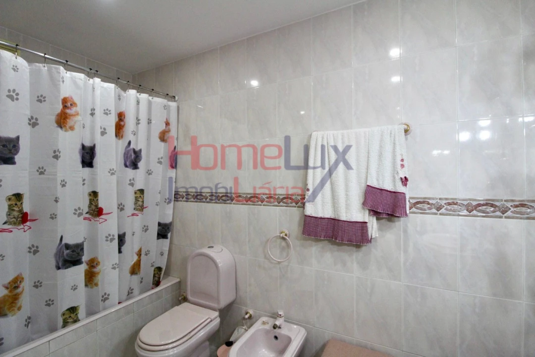Apartamento T3 para Venda em Fânzeres e São Pedro da Cova Foto 15