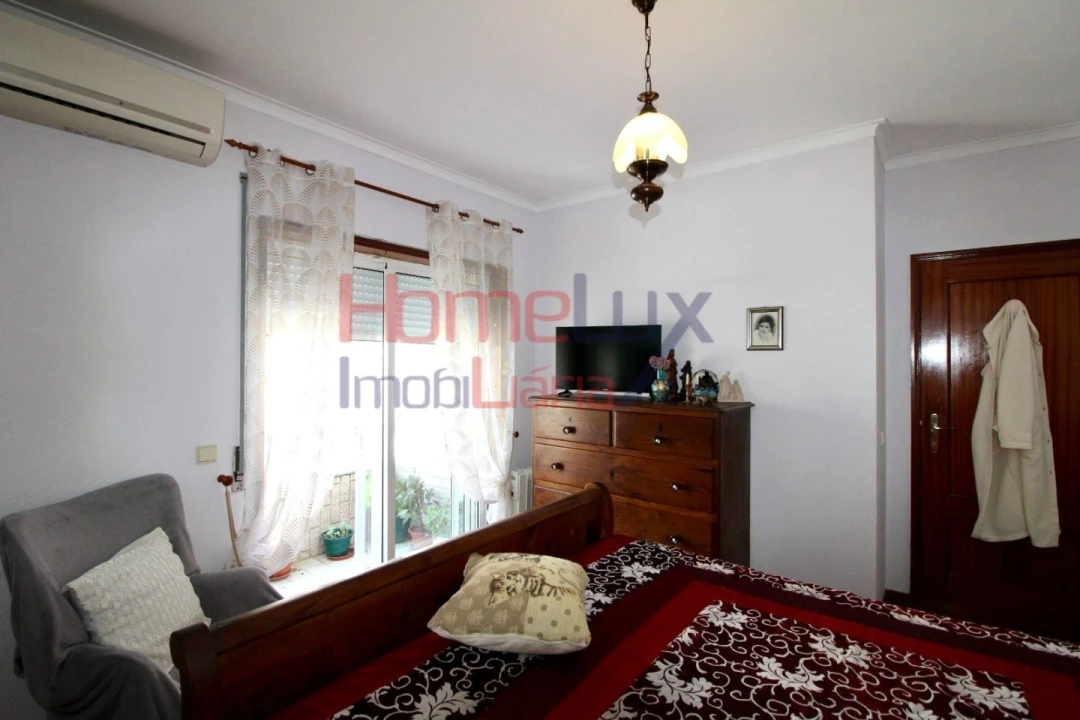 Apartamento T3 para Venda em Fânzeres e São Pedro da Cova Foto 19