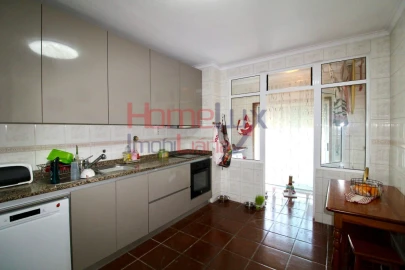 Apartamento T3 para Venda em Fânzeres e São Pedro da Cova