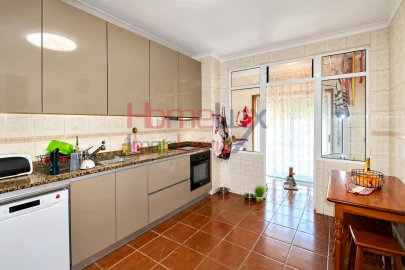 Apartamento T3 para Venda em Fânzeres e São Pedro da Cova