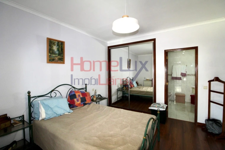 Apartamento T3 para Venda em Fânzeres e São Pedro da Cova Foto 14