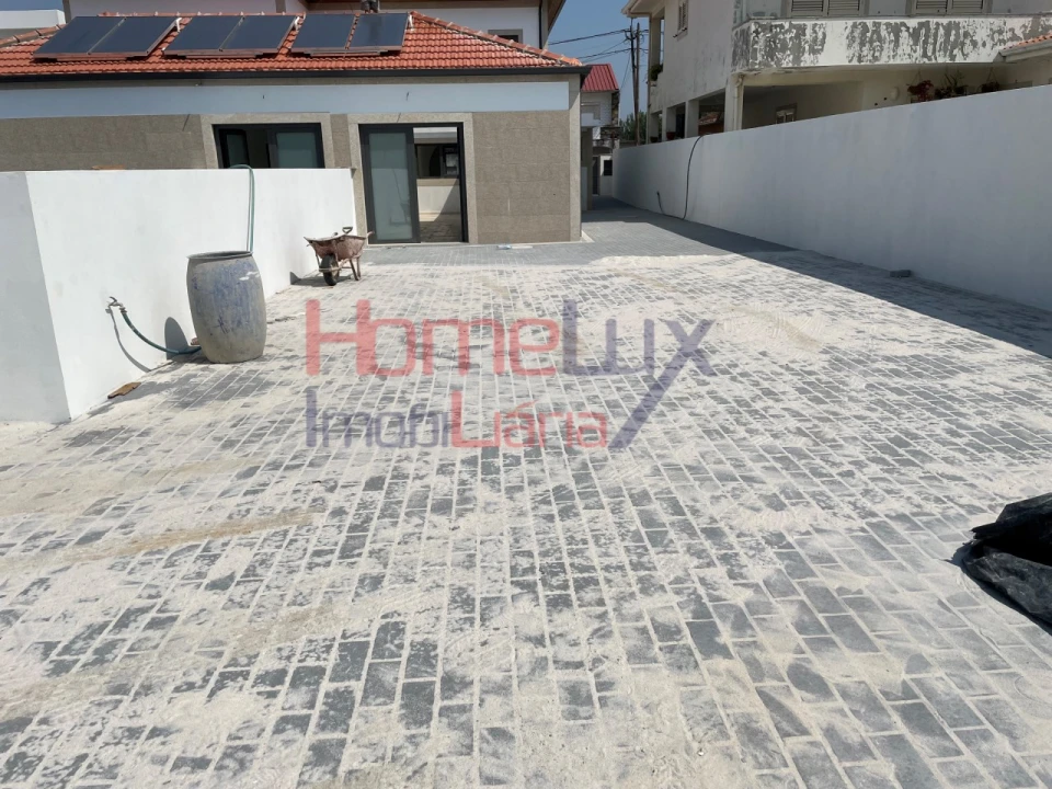 Moradia T3 para Venda em Lobão, Gião, Louredo e Guisande Foto 3