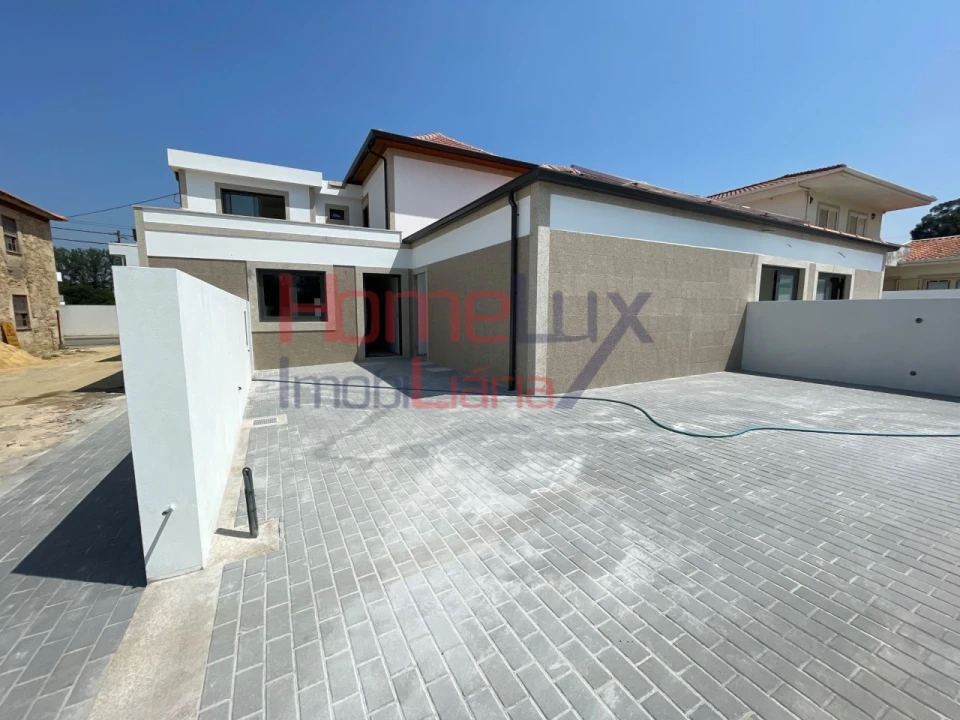 Moradia T3 para Venda em Lobão, Gião, Louredo e Guisande Foto 8