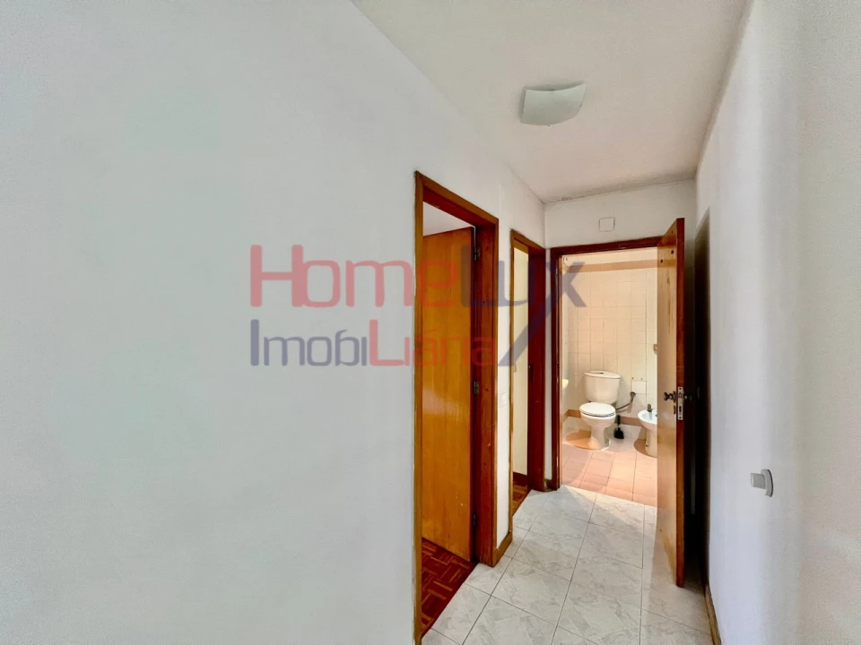 Apartamento T3 para Venda em Rio Tinto Foto 12