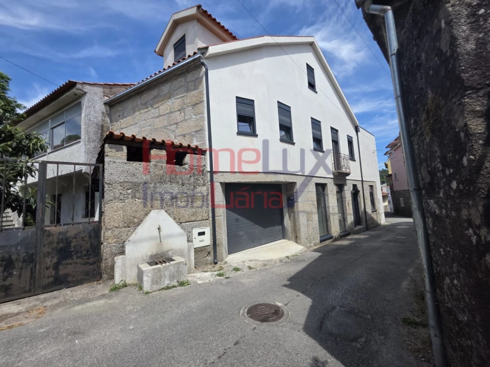 Moradia T3 para Venda em Silgueiros Foto 5