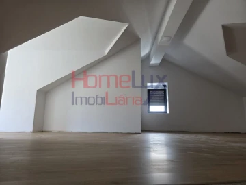 Moradia T3 para Venda em Silgueiros