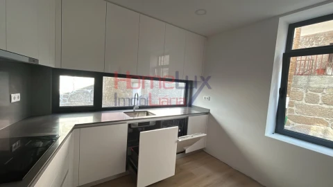 Moradia T3 para Venda em Silgueiros