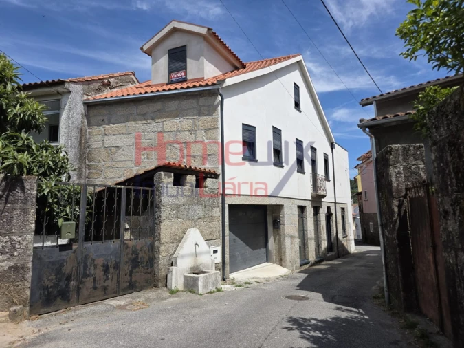 Moradia T3 para Venda em Silgueiros Foto 2