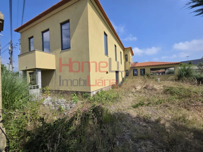 Moradia T5 para Venda em Beduído e Veiros Foto 7
