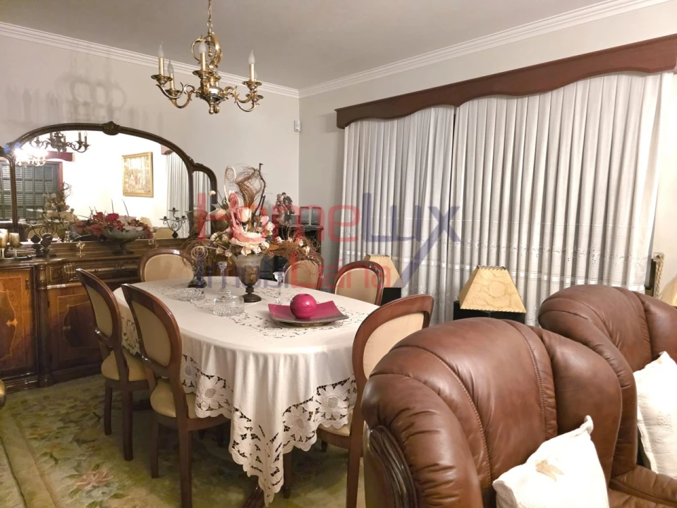 Moradia T4 para Venda em O. Azeméis, Riba-Ul, Ul, Macinhata Seixa, Madail Foto 22