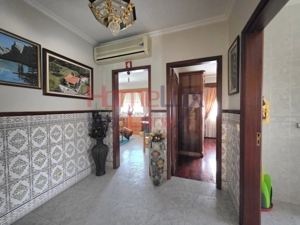 Moradia T4 para Venda em O. Azeméis, Riba-Ul, Ul, Macinhata Seixa, Madail Foto 26