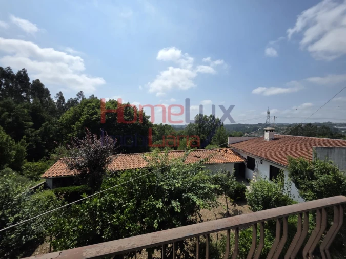 Moradia T4 para Venda em O. Azeméis, Riba-Ul, Ul, Macinhata Seixa, Madail Foto 9