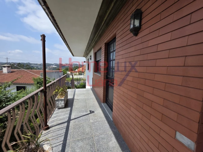 Moradia T4 para Venda em O. Azeméis, Riba-Ul, Ul, Macinhata Seixa, Madail Foto 43