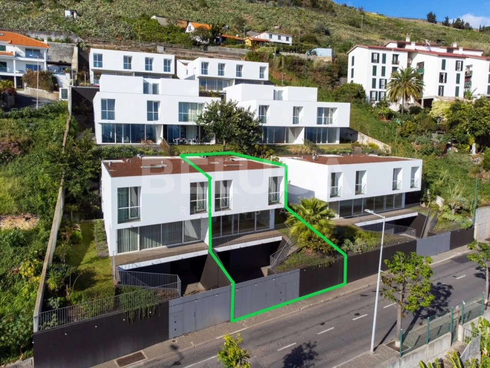 Moradia T3 para Venda em São Martinho Foto 2