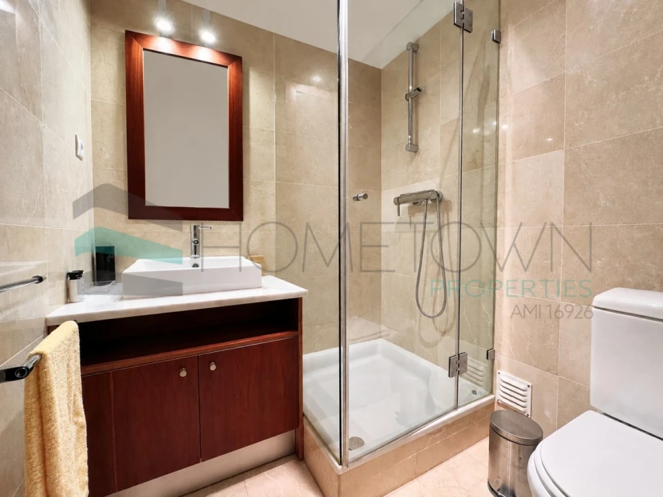 Apartamento T2 para Venda em Quarteira Foto 19