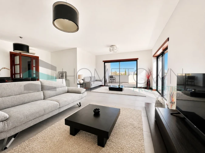 Apartamento T2 para Venda em Quarteira Foto 3
