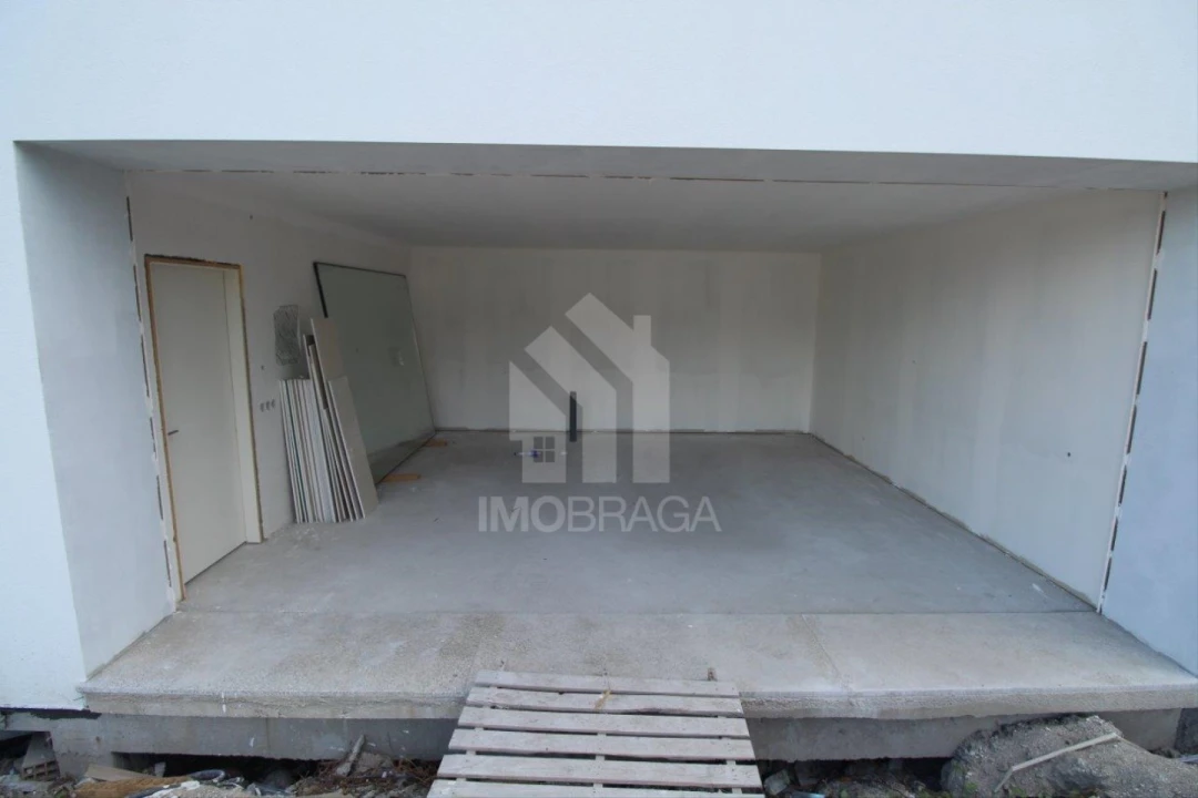 Moradia T3 para Venda em Rendufinho Foto 33