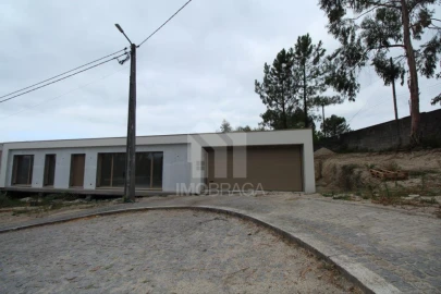 Moradia T3 para Venda em Rendufinho