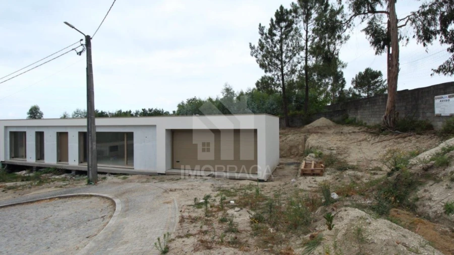 Moradia T3 para Venda em Rendufinho