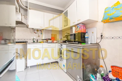 Apartamento T1 para Venda em Guarda