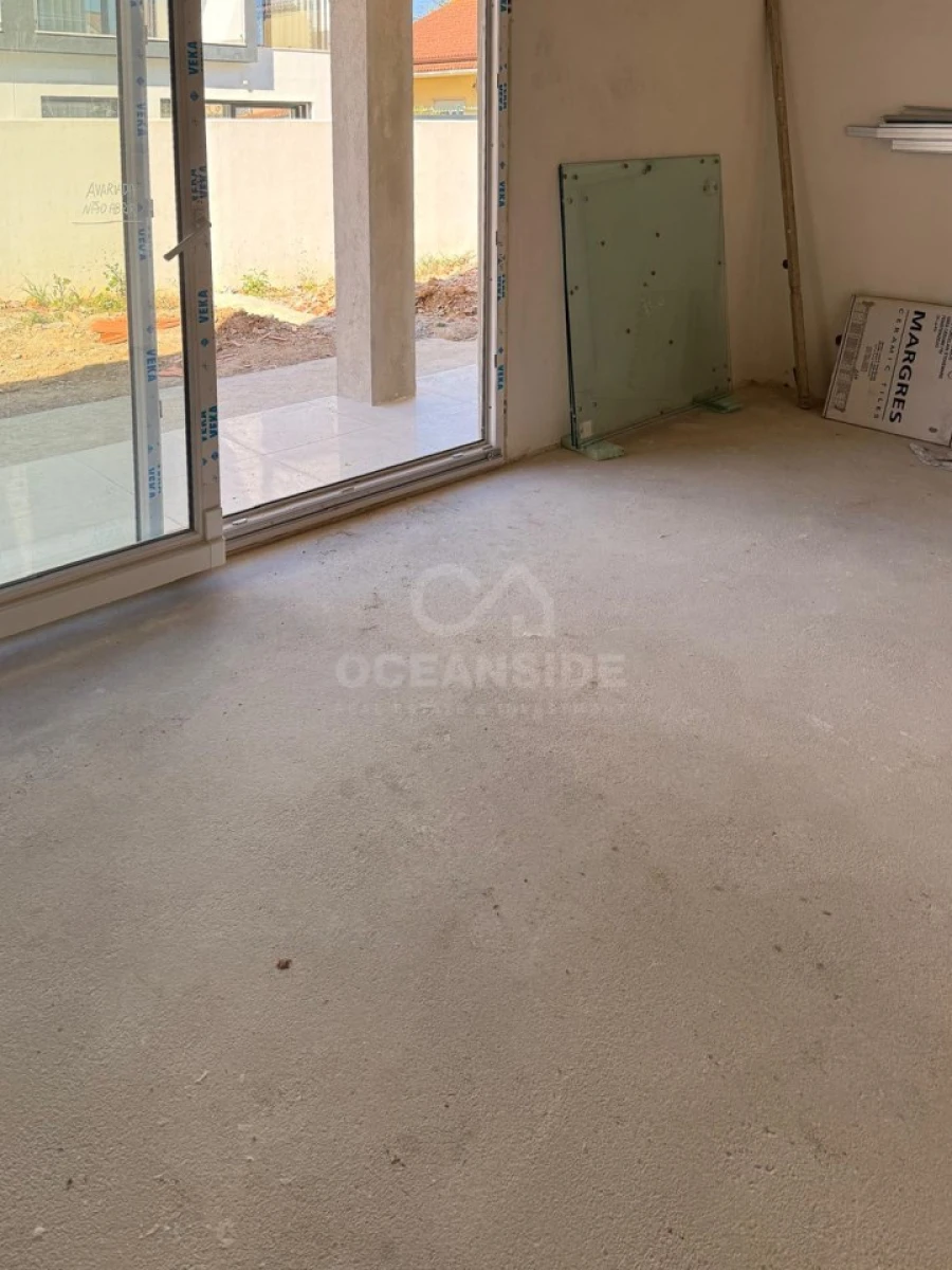 Moradia T3 para Venda em São Domingos de Rana Foto 4