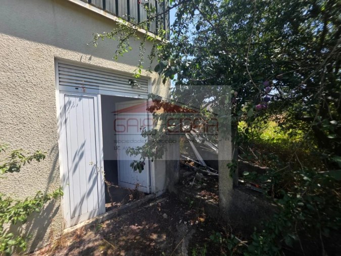 Armazém para Venda em Barrô e Aguada de Baixo Foto 15