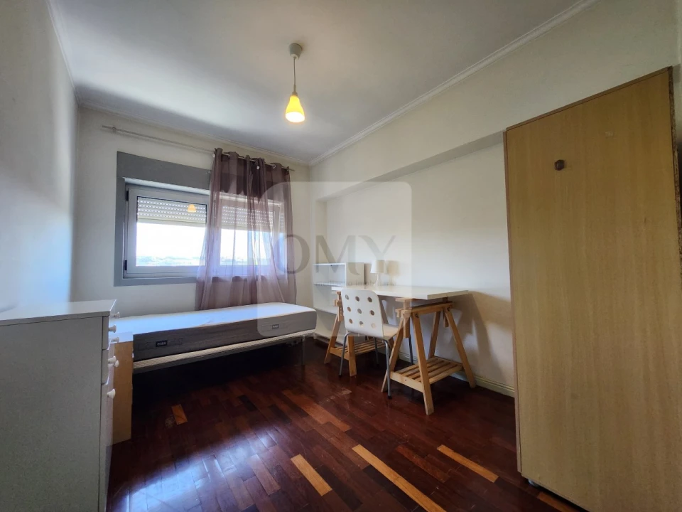 Apartamento T4 para Venda em Nossa Senhora da Conceição, São Pedro e São Dinis Foto 5