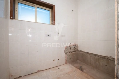 Moradia T2 para Venda em Urgezes