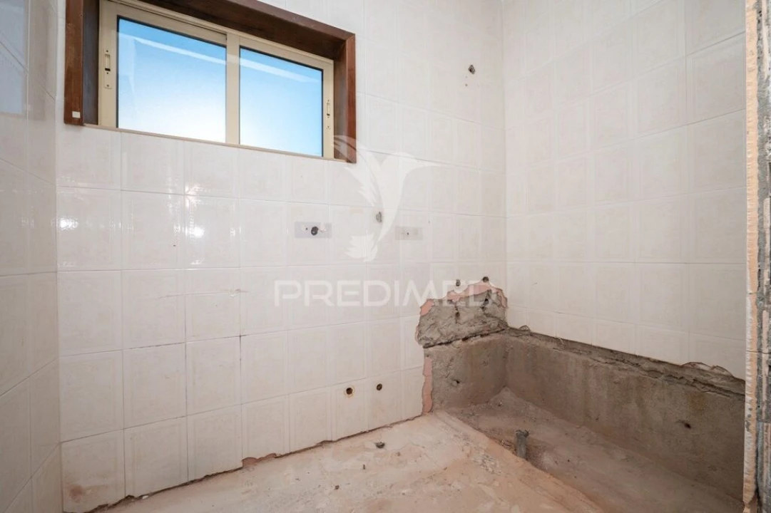 Moradia T2 para Venda em Urgezes Foto 17