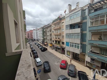 Apartamento T3 para Arrendamento em Campo de Ourique