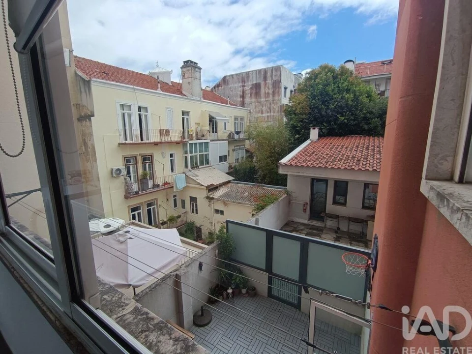 Apartamento T3 para Arrendamento em Campo de Ourique Foto 23