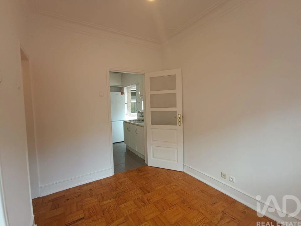 Apartamento T3 para Arrendamento em Campo de Ourique Foto 29