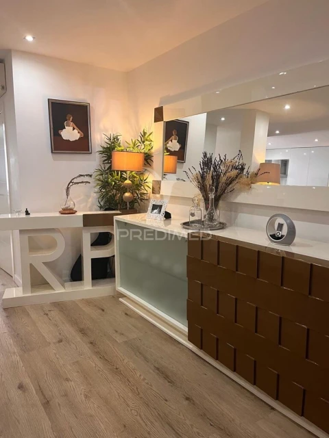 Apartamento T2 para Venda em Campolide