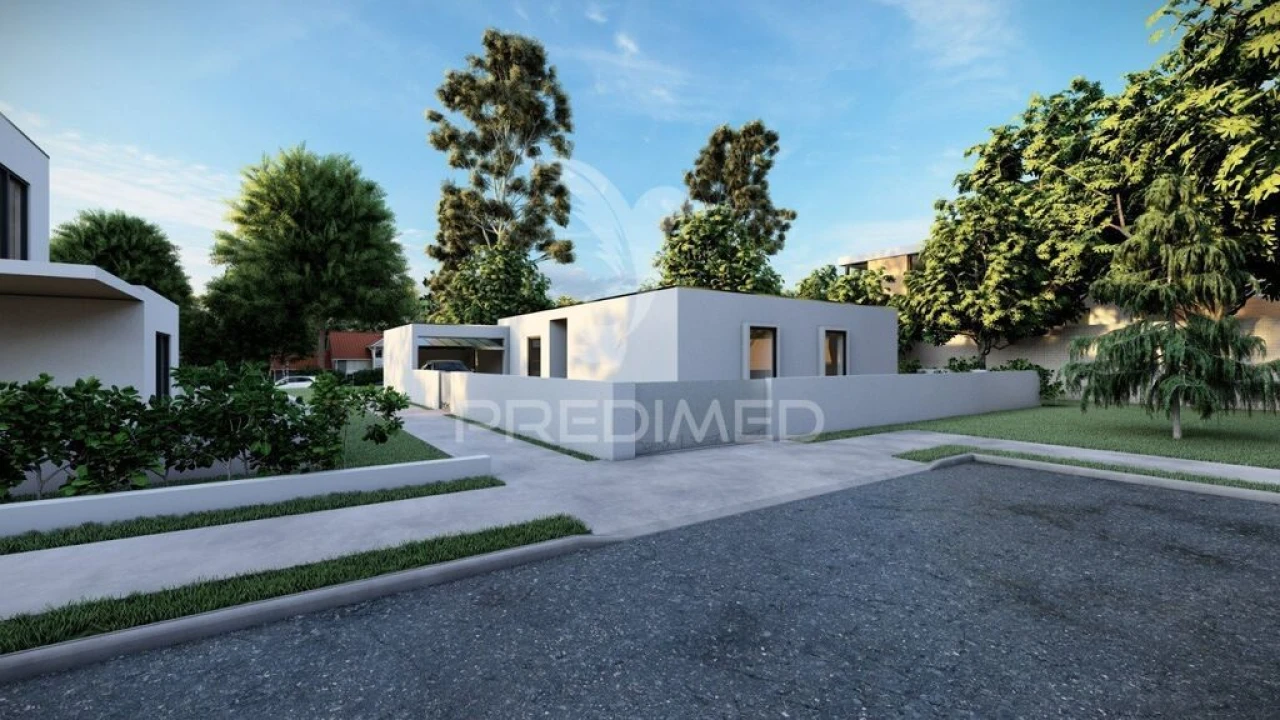 Moradia T2 para Venda em Amora Foto 1
