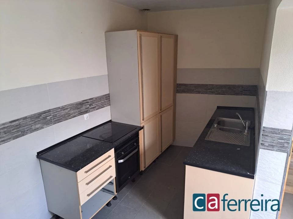 Moradia T3 para Venda em Alcanhões Foto 18