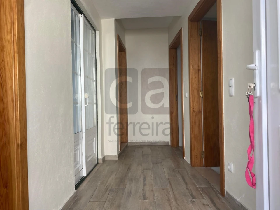 Moradia T3 para Venda em Alcanhões Foto 26