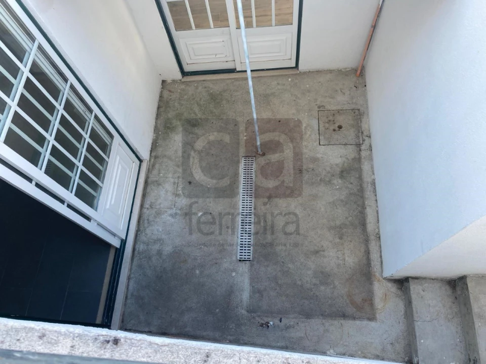 Moradia T3 para Venda em Alcanhões Foto 32