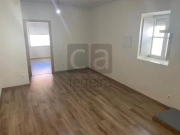 Moradia T3 para Venda em Alcanhões