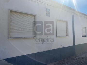 Moradia T3 para Venda em Alcanhões