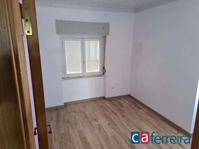 Moradia T3 para Venda em Alcanhões Foto 6