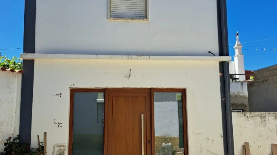 Moradia T3 para Venda em Alcanhões